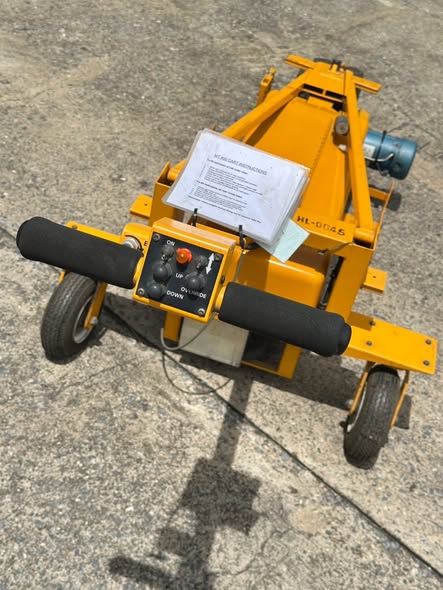 MT950 Electric Tow Cart – Built for Robinson Helicopters - Image 3